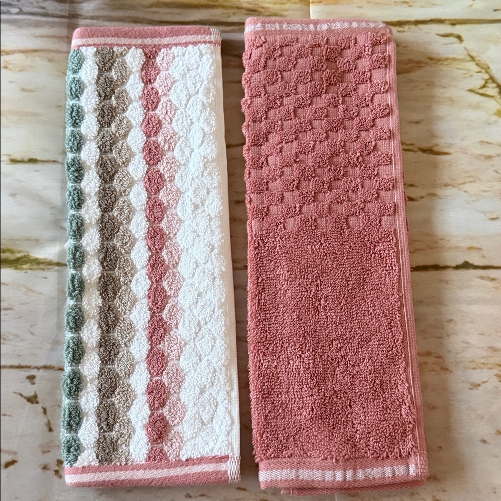 New Pink and White Textured Washcloths